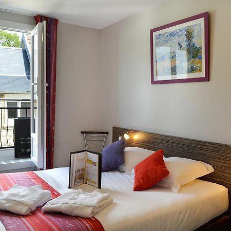 Logis Hotel Spa Restaurant Au Site Normand Clecy Bagian luar foto