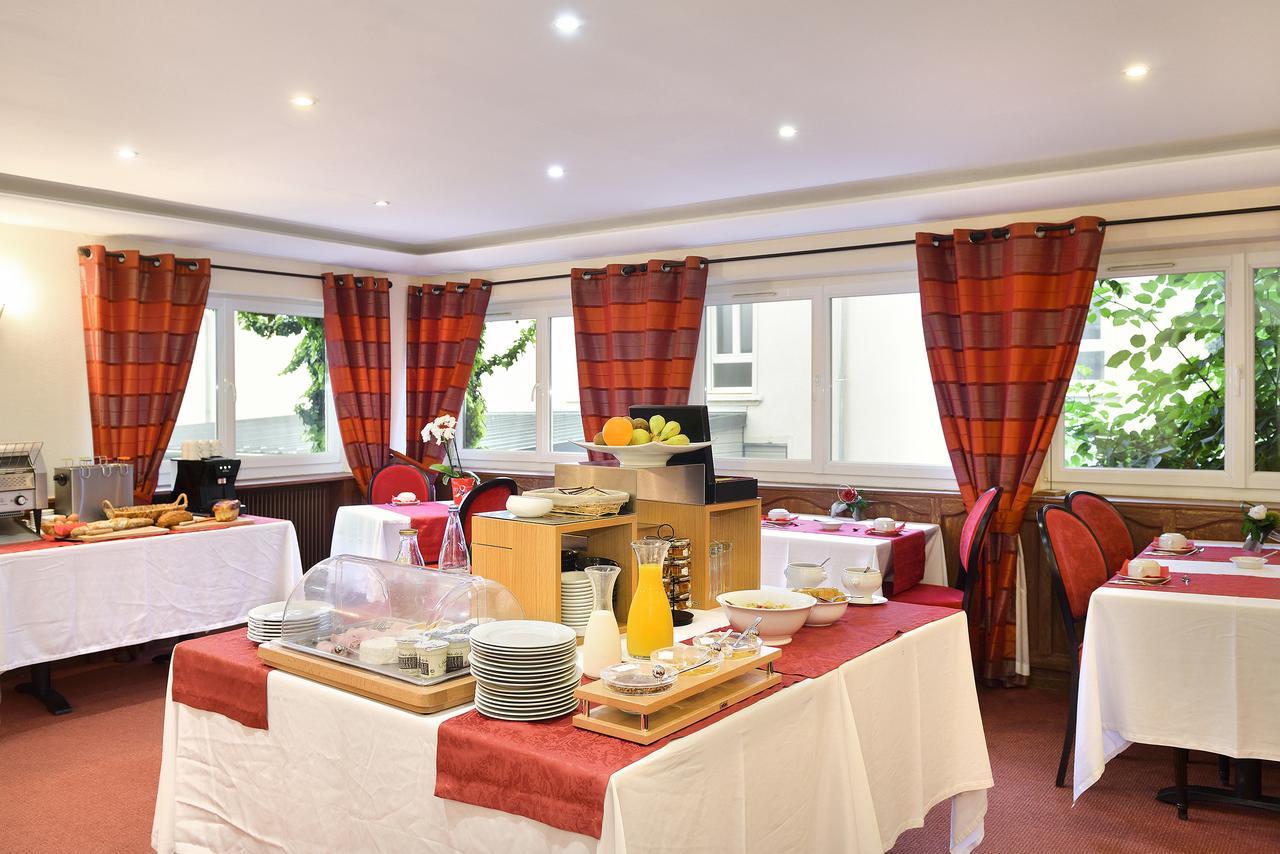 Logis Hotel Spa Restaurant Au Site Normand Clecy Bagian luar foto