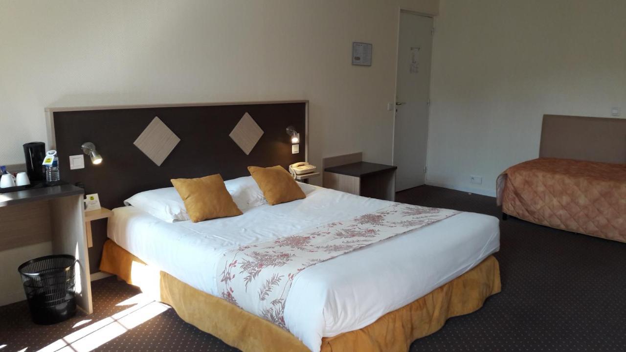 Logis Hotel Spa Restaurant Au Site Normand Clecy Bagian luar foto